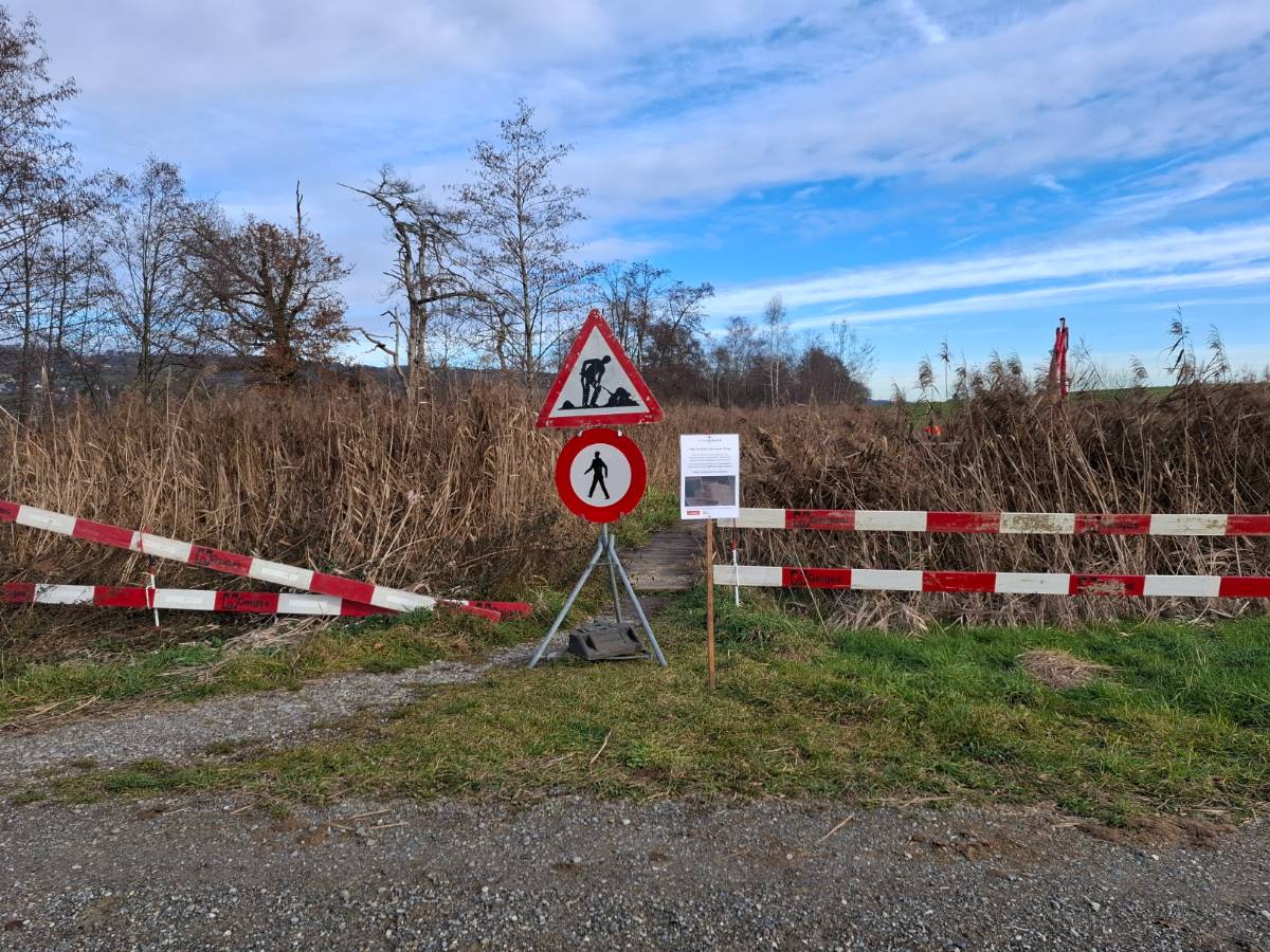 Der Zugang zum Steg am Nussbaumersee bleibt bis Anfang 2026 gesperrt